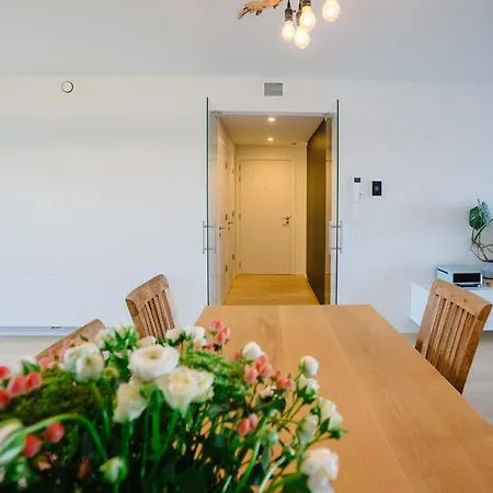 New Sunny With 2 Large Terraces Daire *