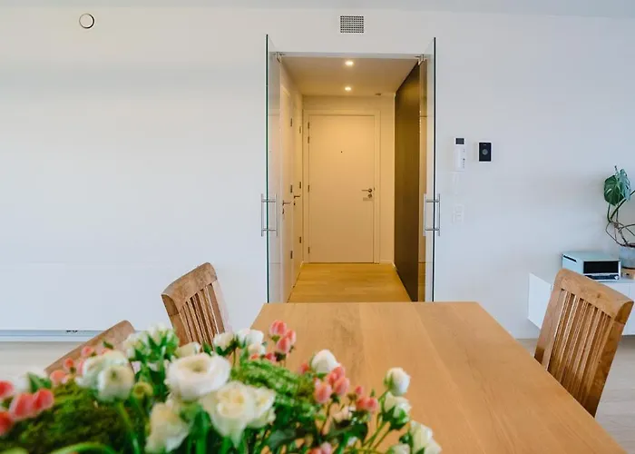 New Sunny With 2 Large Terraces Daire *