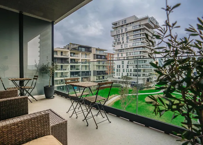 New Sunny With 2 Large Terraces Daire