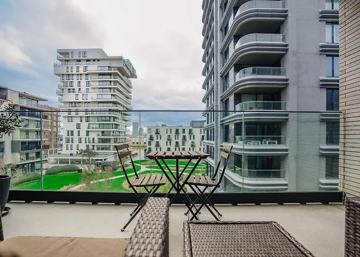 New Sunny With 2 Large Terraces Oostende